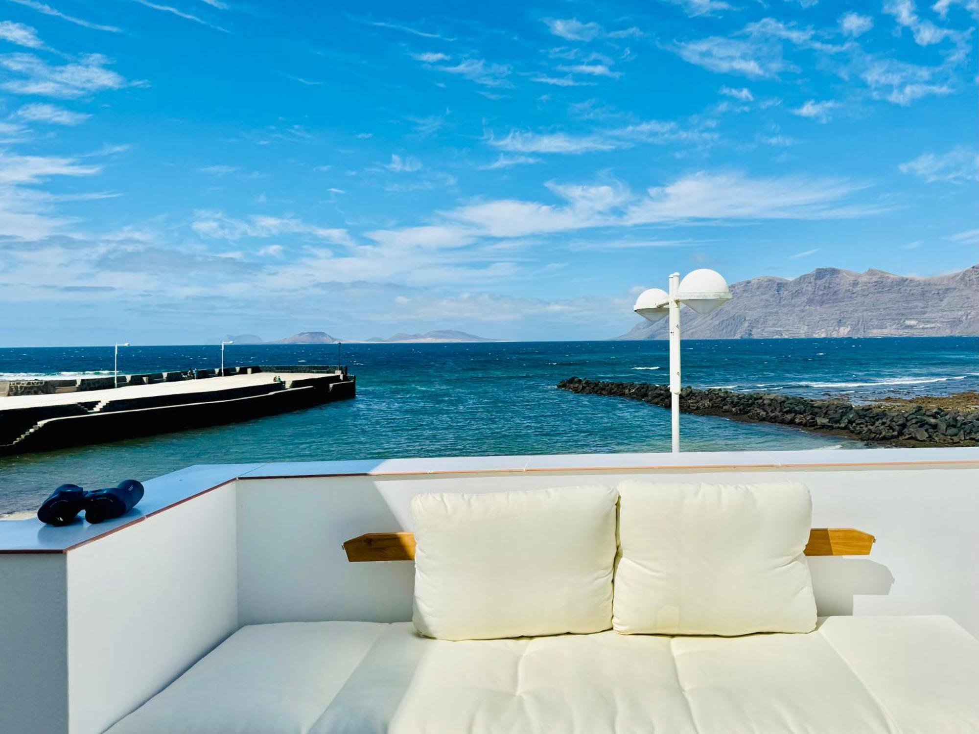 Canaryislandshost I Marino Famara Dış mekan fotoğraf